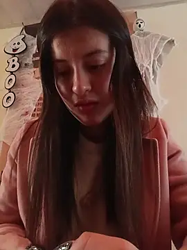 Snapshot of SALOME-28_ chatting on October 24, 2025, 3:30 pm SALOME-28 online show from October 24, 2025, 3:30 pm