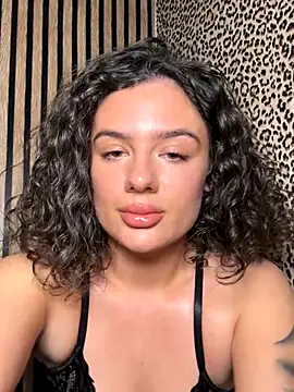 Snapshot of Irishlassxx chatting on October 11, 2025, 9:46 pm Irishlassxx online show from October 11, 2025, 9:46 pm