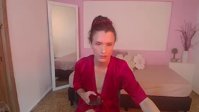 Snapshot of IsabelFernandez chatting on October 29, 2025, 6:26 am IsabelFernandez online show from October 29, 2025, 6:26 am