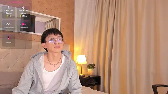 liam twiink online show from November 21, 2025, 7:56 pm