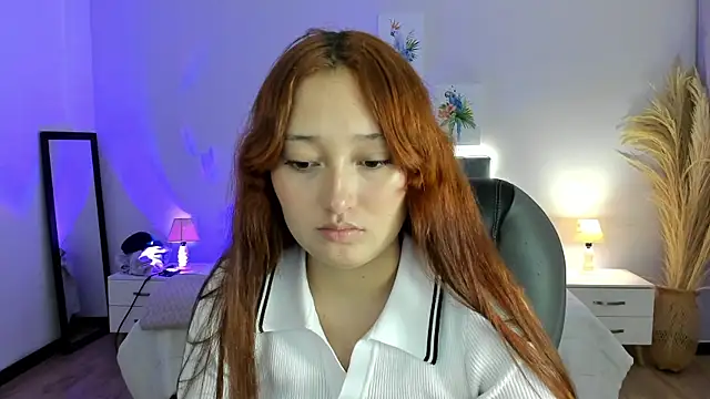 Samara Hilton 2 online show from October 4, 2025, 8:29 pm