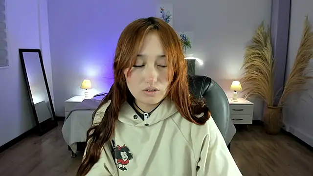 Samara Hilton 2 online show from October 22, 2025, 7:24 pm