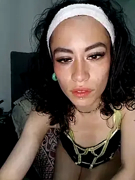 Snapshot of oblivionlove chatting on November 4, 2025, 4:33 am oblivionlove online show from November 4, 2025, 4:33 am