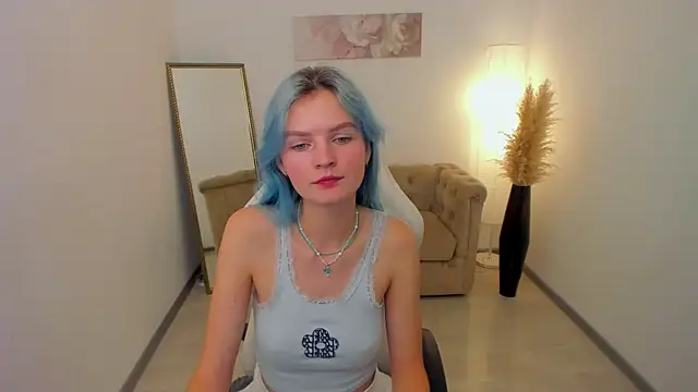 Snapshot of Lika_Sky chatting on October 3, 2025, 4:04 pm Lika Sky online show from October 3, 2025, 4:04 pm