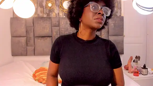 Snapshot of LolaJenkinss chatting on October 4, 2025, 3:48 am LolaJenkinss online show from October 4, 2025, 3:48 am