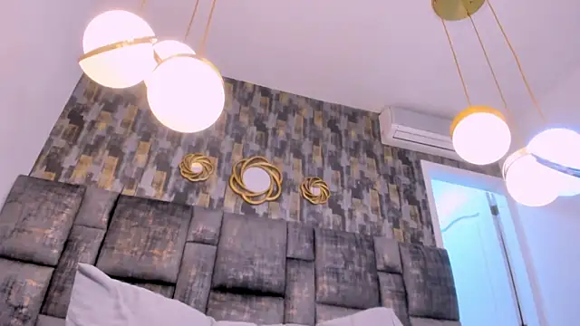 Snapshot of LolaJenkinss chatting on October 7, 2025, 5:26 am LolaJenkinss online show from October 7, 2025, 5:26 am