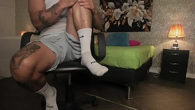 mike wills3 online show from September 30, 2025, 3:55 am