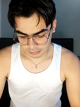 Snapshot of Mason_grey chatting on November 15, 2025, 2:13 pm Mason grey online show from November 15, 2025, 2:13 pm