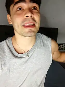 Snapshot of Mason_grey chatting on November 17, 2025, 11:10 pm Mason grey online show from November 17, 2025, 11:10 pm