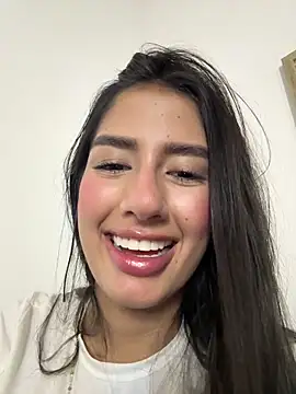 Julieta Duque online show from April 23, 2026, 11:51 pm