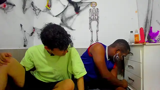 Snapshot of Amun_obsidian chatting on October 25, 2025, 12:56 pm Amun obsidian online show from October 25, 2025, 12:56 pm