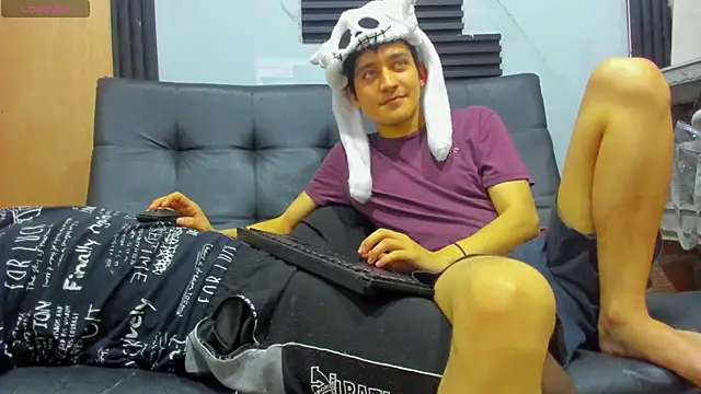 Snapshot of Amun_obsidian chatting on November 7, 2025, 12:27 pm Amun obsidian online show from November 7, 2025, 12:27 pm