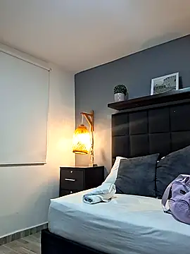 Snapshot of daniela_crozee_ chatting on October 18, 2025, 12:57 am daniela crozee online show from October 18, 2025, 12:57 am