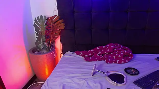 Snapshot of YessBoobs0 chatting on November 8, 2025, 4:45 am YessBoobs0 online show from November 8, 2025, 4:45 am