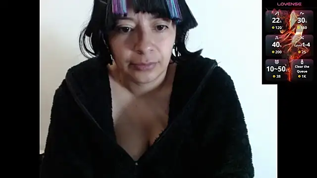 Snapshot of Acelinrose chatting on October 11, 2025, 10:25 am Acelinrose online show from October 11, 2025, 10:25 am