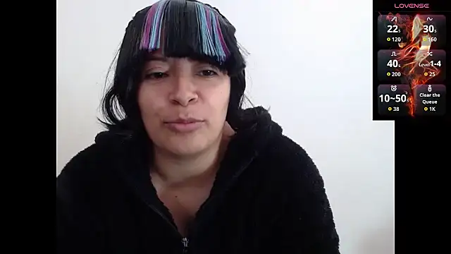 Snapshot of Acelinrose chatting on October 14, 2025, 3:35 pm Acelinrose online show from October 14, 2025, 3:35 pm