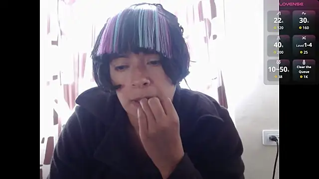 Acelinrose online show from June 9, 2026, 9:59 pm