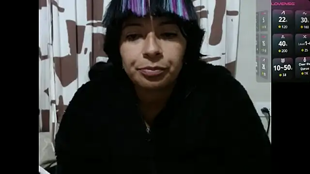 Snapshot of Acelinrose chatting on June 26, 2026, 1:43 am Acelinrose online show from June 26, 2026, 1:43 am