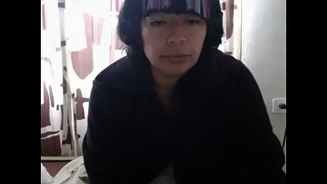 Snapshot of Acelinrose chatting on July 20, 2026, 12:40 pm Acelinrose online show from July 20, 2026, 12:40 pm