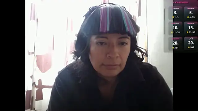 Snapshot of Acelinrose chatting on July 23, 2026, 5:33 pm Acelinrose online show from July 23, 2026, 5:33 pm