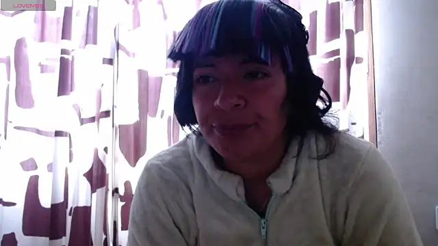Snapshot of Acelinrose chatting on August 3, 2026, 12:54 pm Acelinrose online show from August 3, 2026, 12:54 pm
