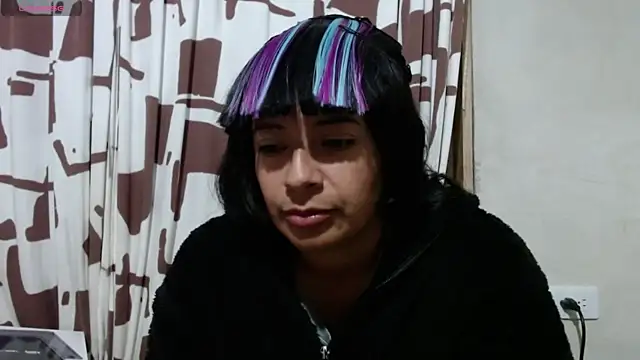 Snapshot of Acelinrose chatting on August 4, 2026, 1:20 am Acelinrose online show from August 4, 2026, 1:20 am