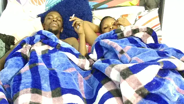 Snapshot of Dandelion_enigman chatting on November 10, 2025, 12:42 am Dandelion enigman online show from November 10, 2025, 12:42 am