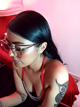 Snapshot of ValeNiitaLuv chatting on November 8, 2025, 11:03 pm ValeNiitaLuv online show from November 8, 2025, 11:03 pm