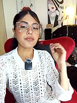 ValeNiitaLuv online show from January 13, 2026, 2:17 am