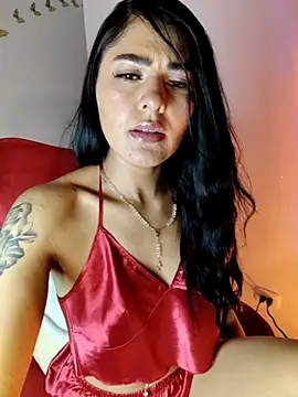 ValeNiitaLuv online show from May 1, 2026, 4:28 am