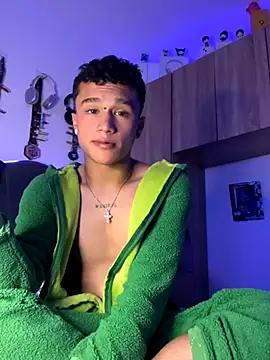 Snapshot of dominik__2 chatting on September 21, 2025, 5:31 am dominik 2 online show from September 21, 2025, 5:31 am