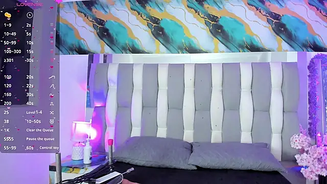 Snapshot of IsaDiiaz chatting on March 7, 2026, 5:15 am IsaDiiaz online show from March 7, 2026, 5:15 am