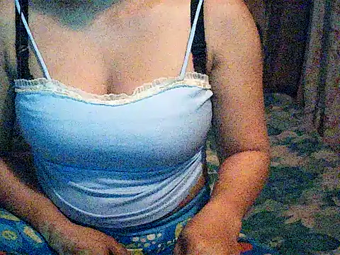 Snapshot of Hot_aya0516 chatting on October 3, 2025, 12:46 pm Hot aya0516 online show from October 3, 2025, 12:46 pm