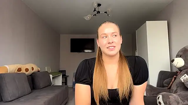 DeloisHarmison online show from September 20, 2025, 9:21 am