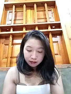 Snapshot of Suzuki_see chatting on September 24, 2025, 7:28 pm Suzuki see online show from September 24, 2025, 7:28 pm