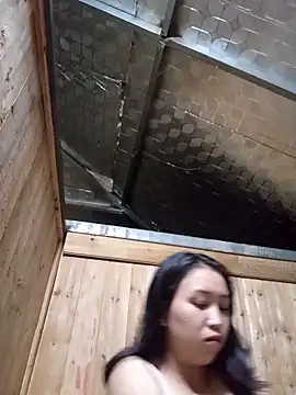 Snapshot of Suzuki_see chatting on October 7, 2025, 1:58 am Suzuki see online show from October 7, 2025, 1:58 am