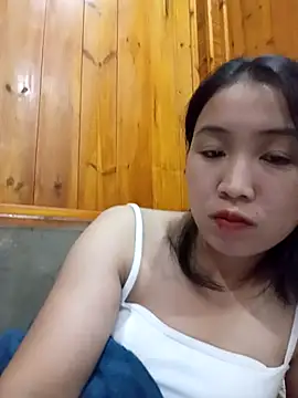 Snapshot of Suzuki_see chatting on October 7, 2025, 2:03 pm Suzuki see online show from October 7, 2025, 2:03 pm