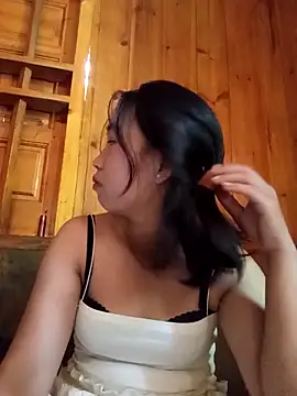 Snapshot of Suzuki_see chatting on October 10, 2025, 7:51 am Suzuki see online show from October 10, 2025, 7:51 am