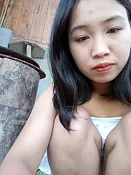 Snapshot of Suzuki_see chatting on October 16, 2025, 11:39 pm Suzuki see online show from October 16, 2025, 11:39 pm