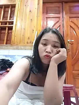 Snapshot of Suzuki_see chatting on October 17, 2025, 12:52 pm Suzuki see online show from October 17, 2025, 12:52 pm