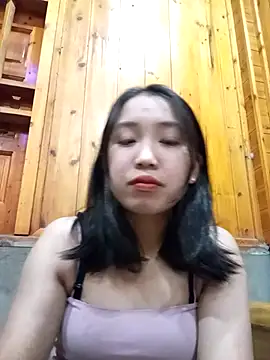 Snapshot of Suzuki_see chatting on October 20, 2025, 11:32 am Suzuki see online show from October 20, 2025, 11:32 am