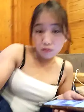 Snapshot of Suzuki_see chatting on October 24, 2025, 12:41 am Suzuki see online show from October 24, 2025, 12:41 am