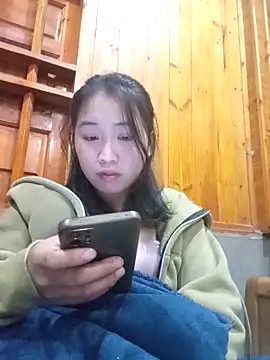 Snapshot of Suzuki_see chatting on November 3, 2025, 12:06 pm Suzuki see online show from November 3, 2025, 12:06 pm