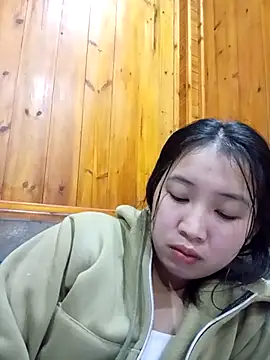 Snapshot of Suzuki_see chatting on November 5, 2025, 12:54 am Suzuki see online show from November 5, 2025, 12:54 am