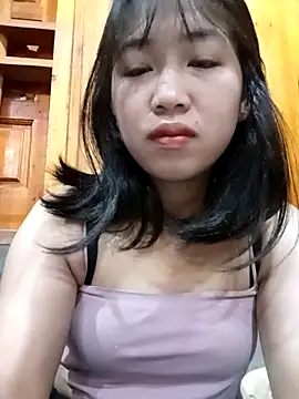 Snapshot of Suzuki_see chatting on November 7, 2025, 11:05 pm Suzuki see online show from November 7, 2025, 11:05 pm