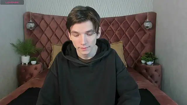 Snapshot of alfred_joness chatting on October 22, 2025, 6:46 am alfred joness online show from October 22, 2025, 6:46 am