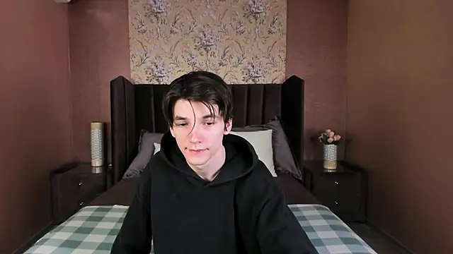 Snapshot of alfred_joness chatting on November 18, 2025, 7:46 am alfred joness online show from November 18, 2025, 7:46 am