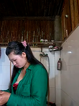 Snapshot of diamond-- chatting on September 27, 2025, 12:48 am diamond-- online show from September 27, 2025, 12:48 am