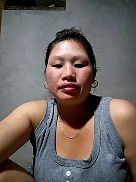 Snapshot of diamond-- chatting on October 15, 2025, 1:00 pm diamond-- online show from October 15, 2025, 1:00 pm