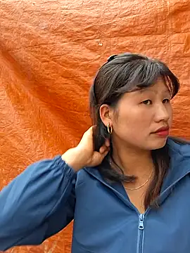 Snapshot of diamond-- chatting on October 16, 2025, 8:15 am diamond-- online show from October 16, 2025, 8:15 am